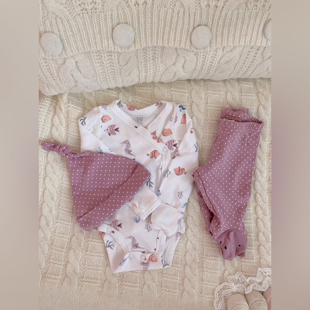 Carter’s Just One You 3-Pc Fish Top & Bottom Set W/ Hat